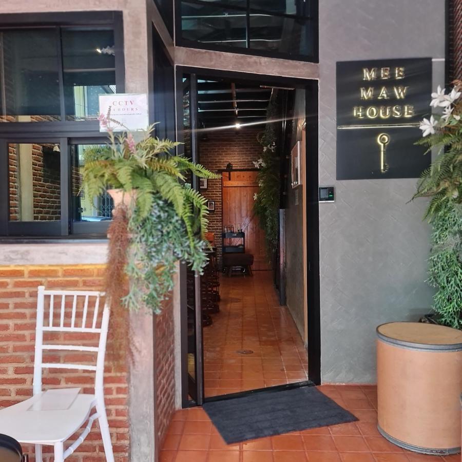Meemaw'S House Hostel กรุงเทพมหานคร ภายนอก รูปภาพ