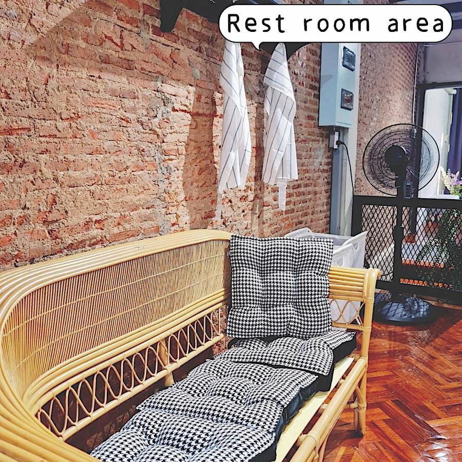 Meemaw'S House Hostel กรุงเทพมหานคร ภายนอก รูปภาพ