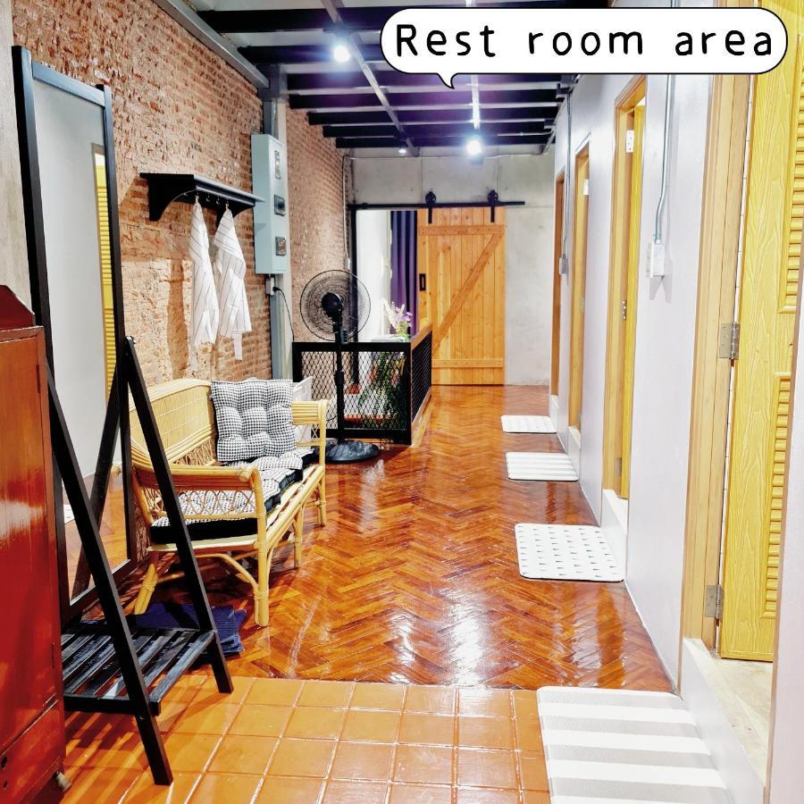Meemaw'S House Hostel กรุงเทพมหานคร ภายนอก รูปภาพ