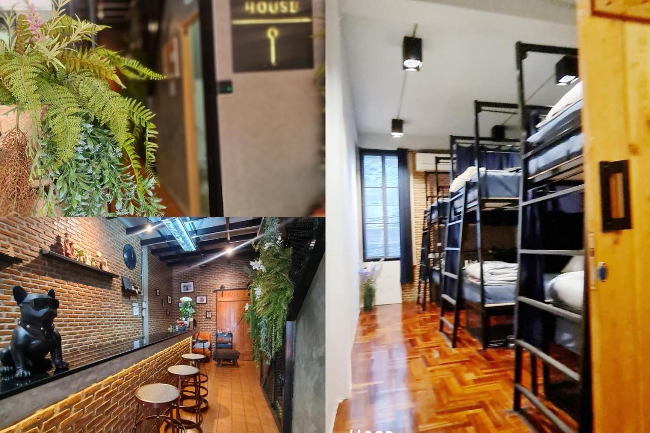 Meemaw'S House Hostel กรุงเทพมหานคร ภายนอก รูปภาพ