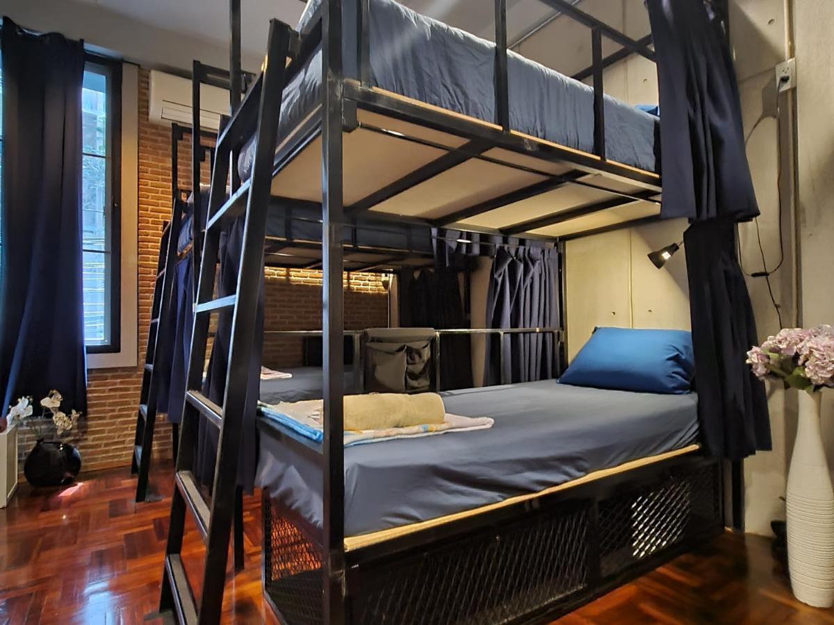 Meemaw'S House Hostel กรุงเทพมหานคร ภายนอก รูปภาพ