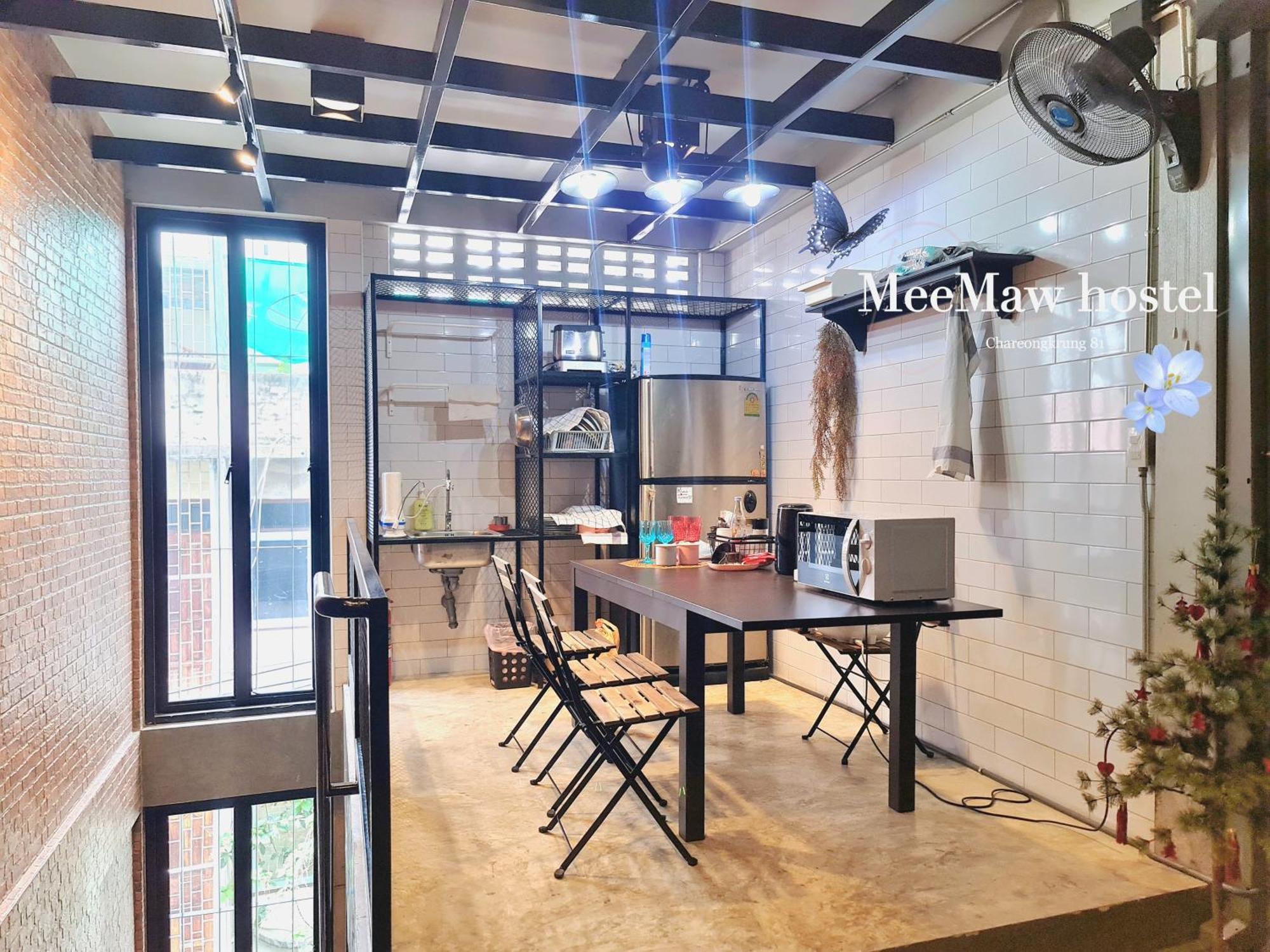Meemaw'S House Hostel กรุงเทพมหานคร ภายนอก รูปภาพ