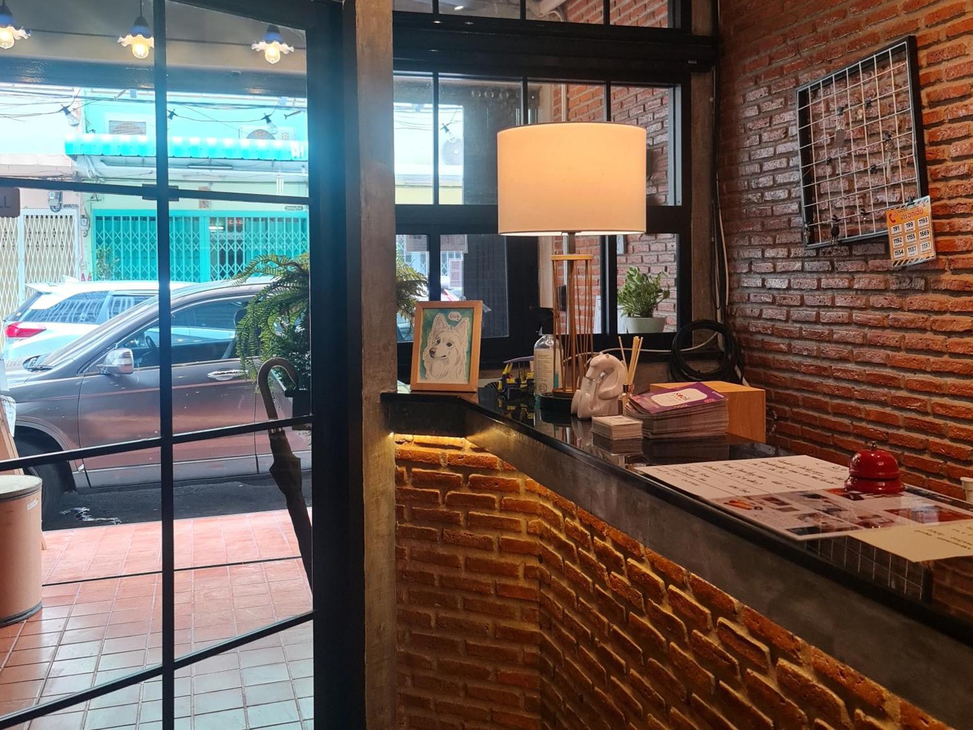 Meemaw'S House Hostel กรุงเทพมหานคร ภายนอก รูปภาพ