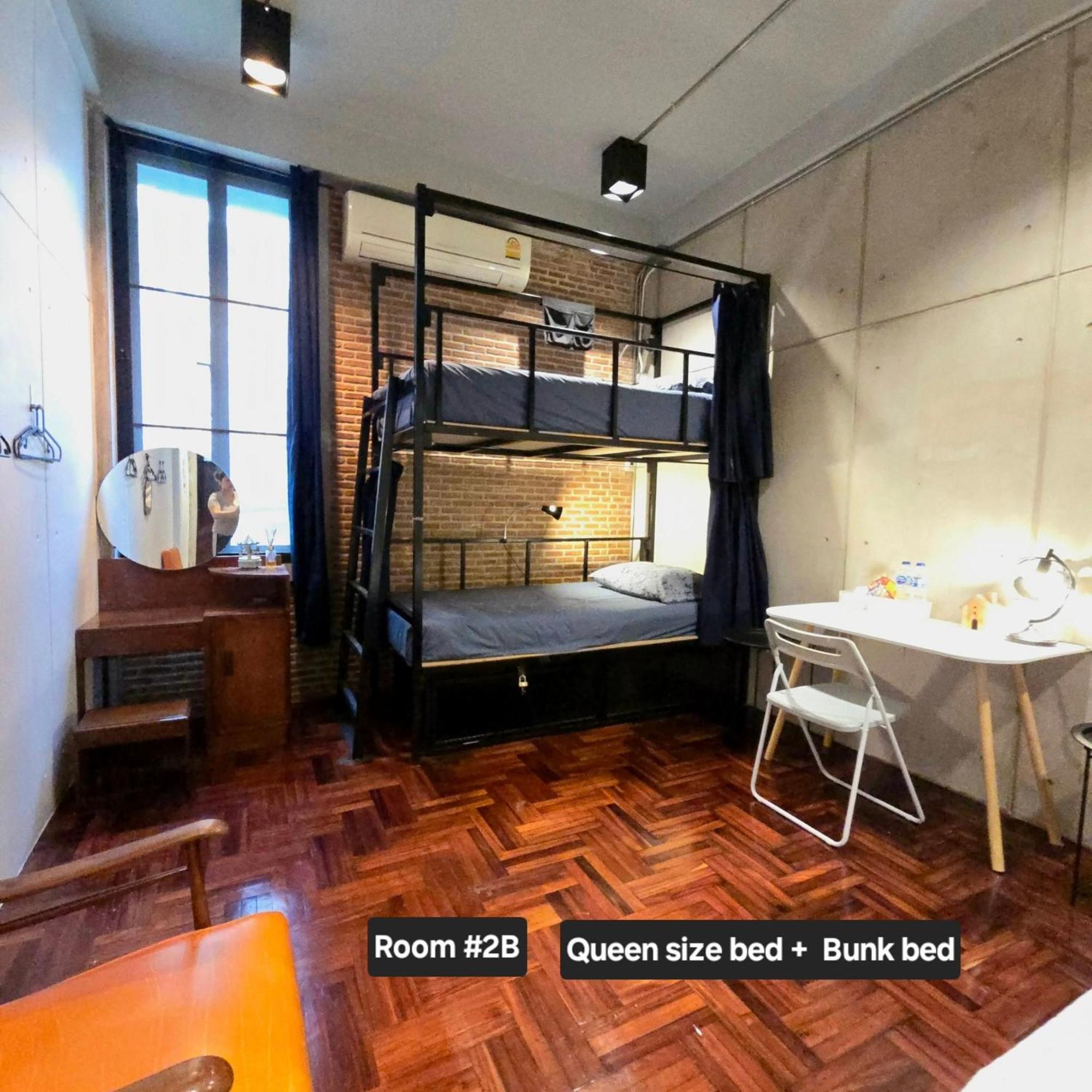 Meemaw'S House Hostel กรุงเทพมหานคร ภายนอก รูปภาพ