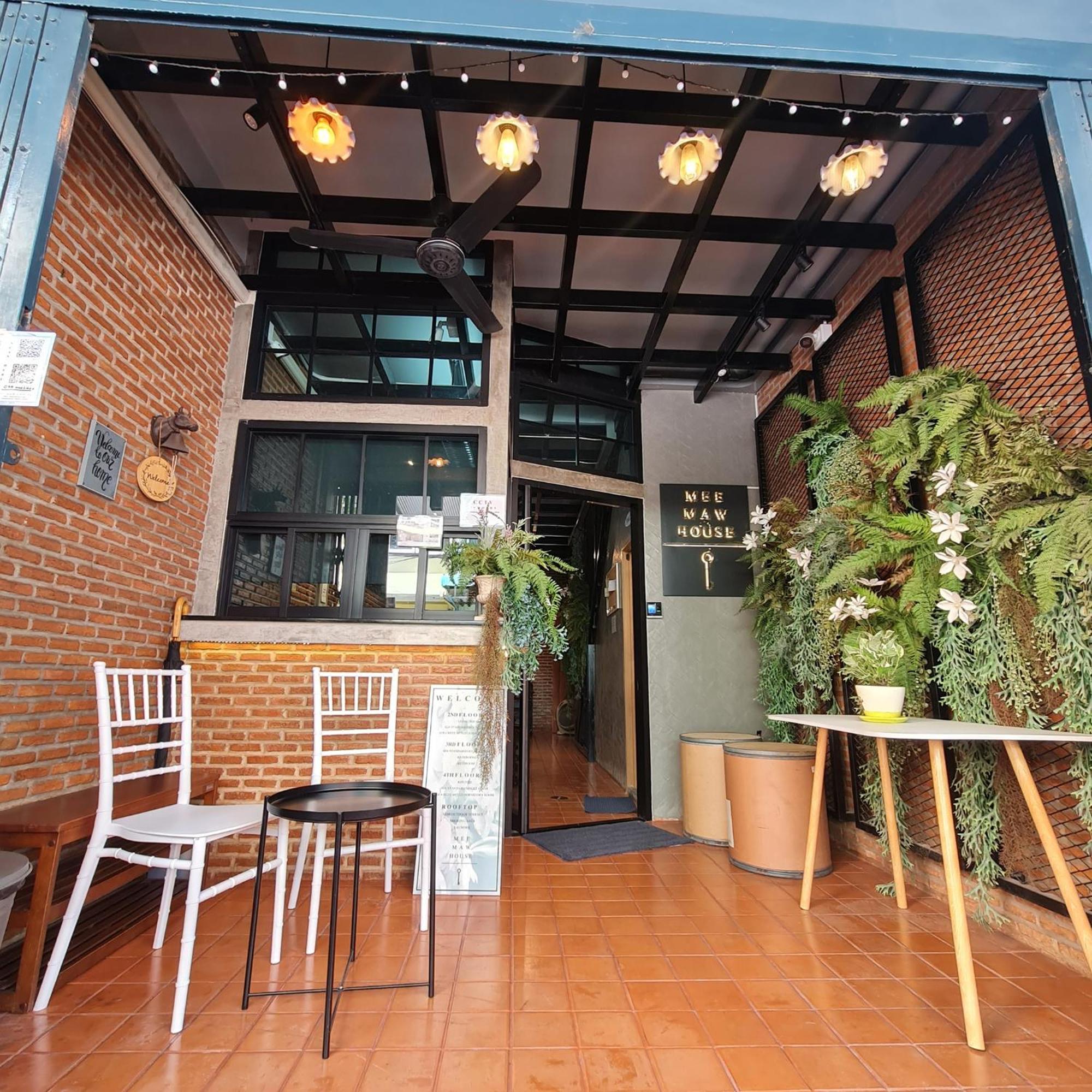 Meemaw'S House Hostel กรุงเทพมหานคร ภายนอก รูปภาพ